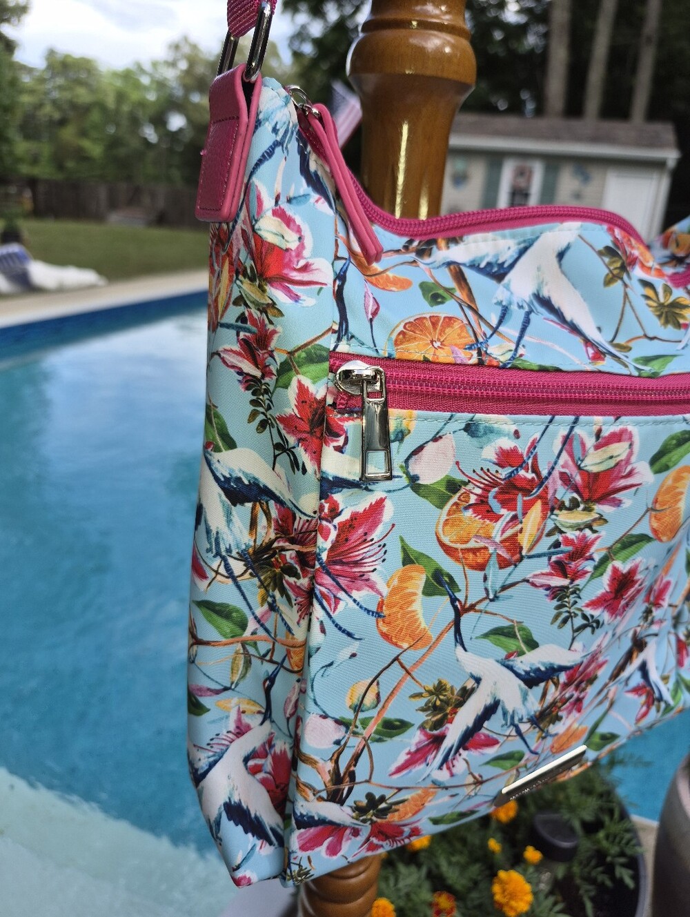 Samantha Brown To-Go medium Zip-front Crossbody Handbag - Picture 3 of 10